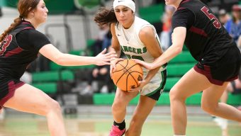Thousand Oaks girls basketball survives physical battle with Oaks Christian