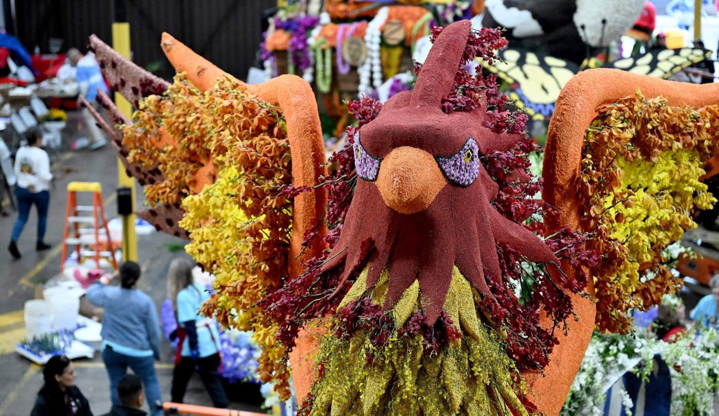 LA wildfire victims honored, survivors walk, ride on Rose Parade not far from destruction
