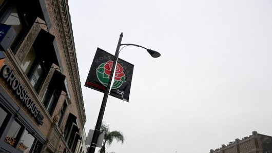 B-2 bomber could still fly over Rose Bowl game after being grounded during 137th parade’s opening