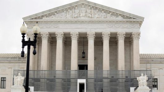 Supreme Court seems likely to strike down Hawaii’s restrictions on guns in stores and hotels
